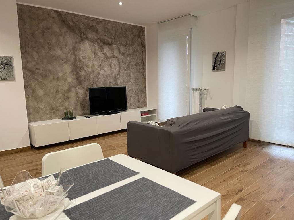 Kibilu - San Donato Vicinanze Irccs Policlinico Apartment San Donato Milanese Ngoại thất bức ảnh